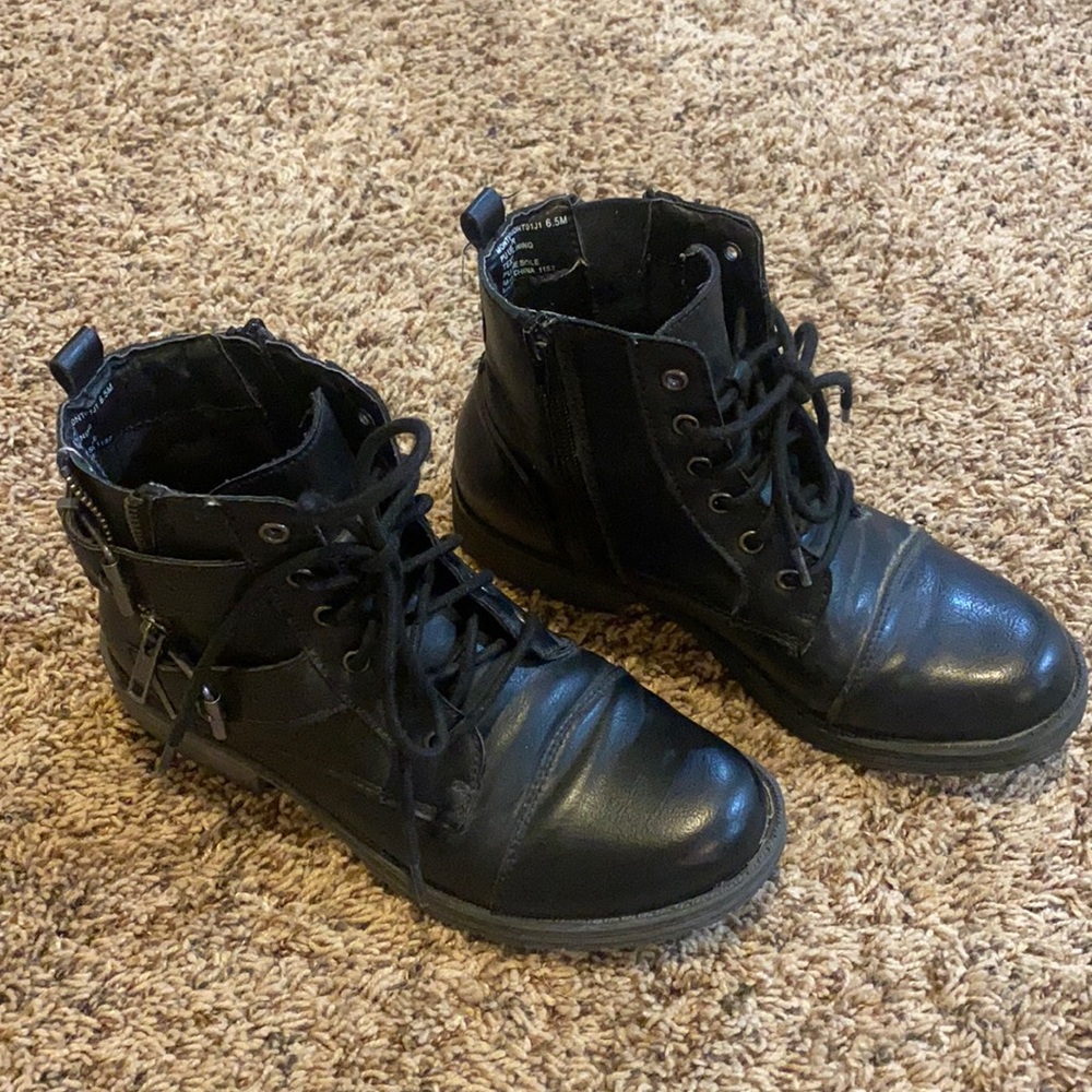 Steve Madden combat boots